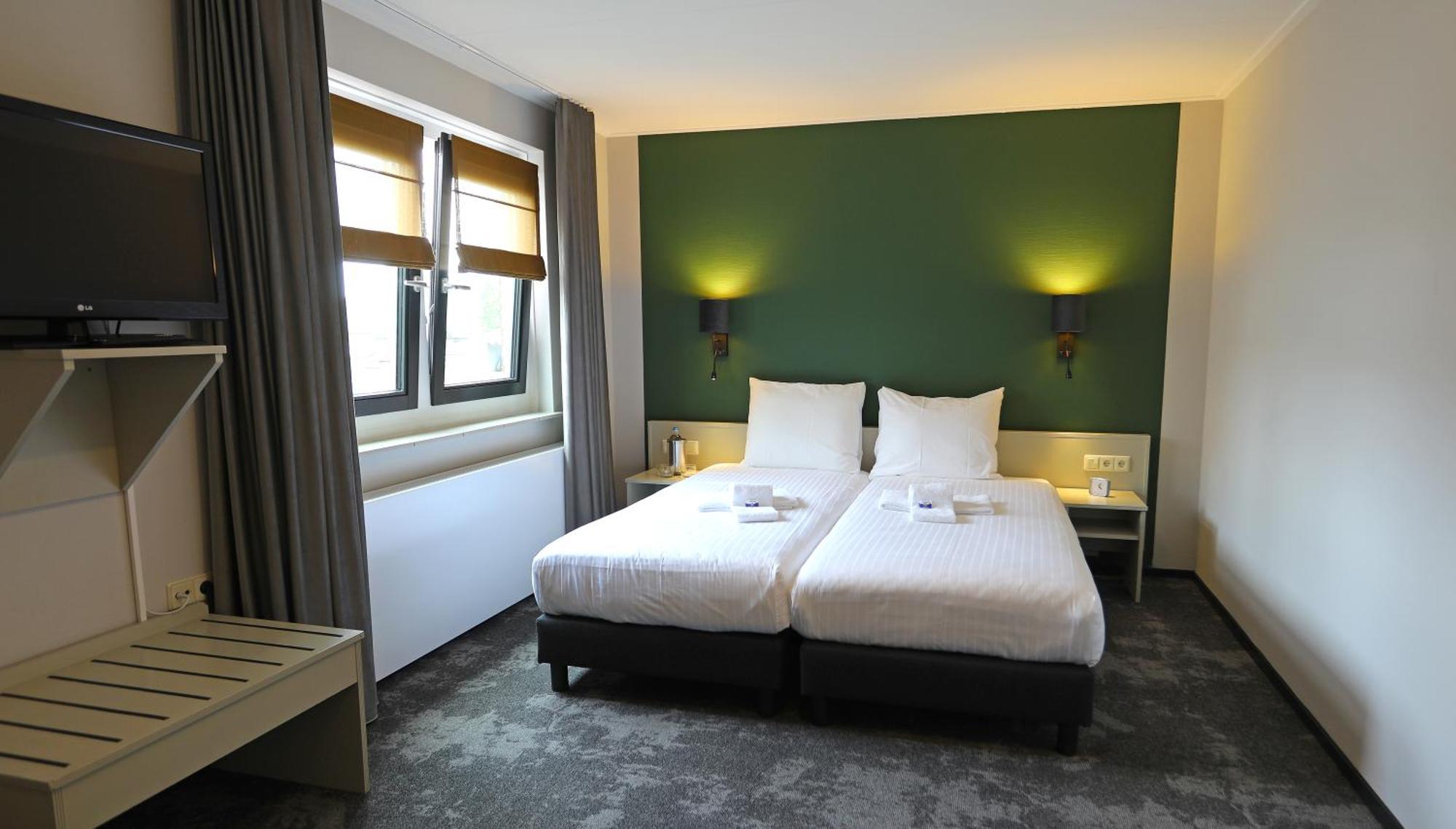 ליכטנוורדה Hotel Bi-J Ons מראה חיצוני תמונה