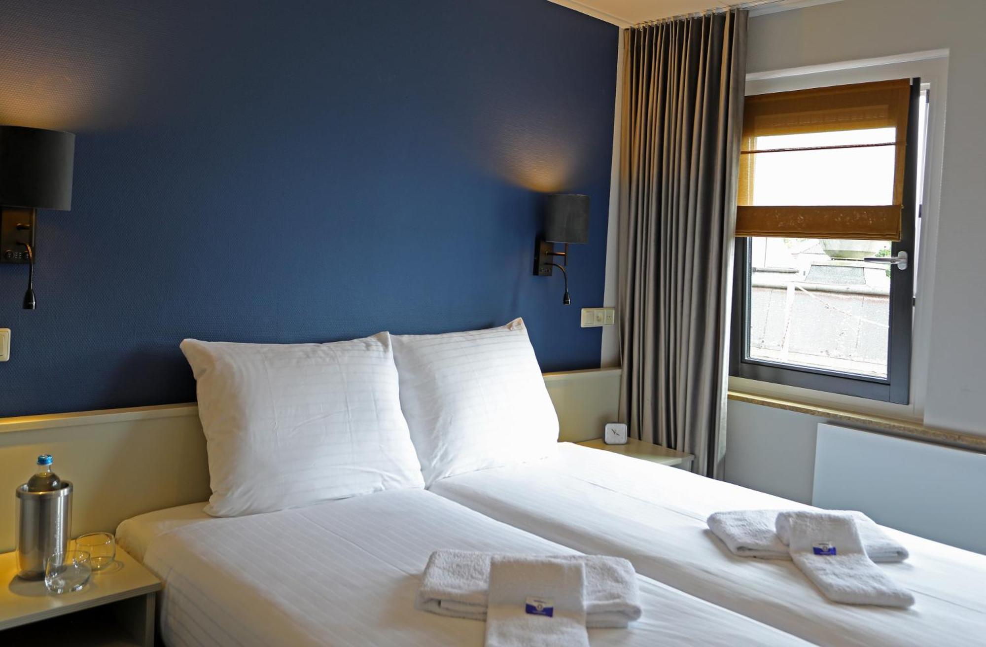 ליכטנוורדה Hotel Bi-J Ons מראה חיצוני תמונה