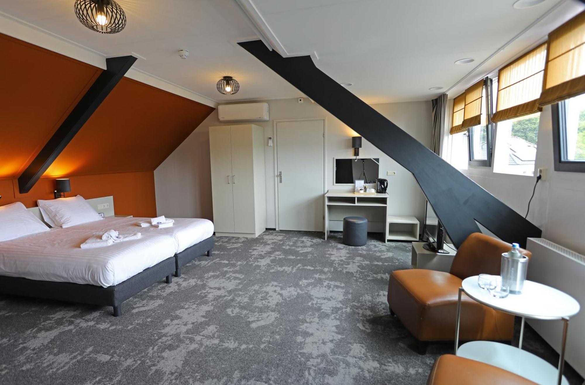 ליכטנוורדה Hotel Bi-J Ons מראה חיצוני תמונה