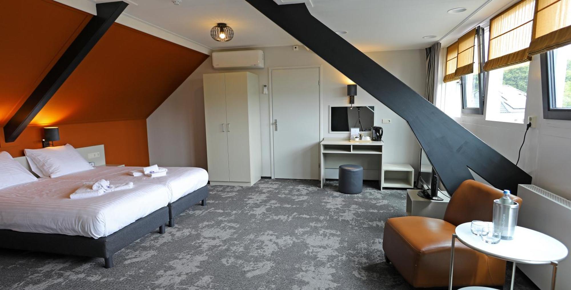 ליכטנוורדה Hotel Bi-J Ons מראה חיצוני תמונה